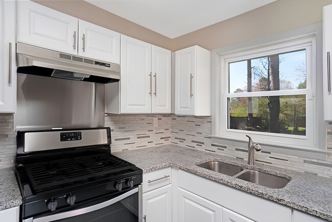 1613 W Austin Rd in Decatur, GA - Building Photo - Building Photo