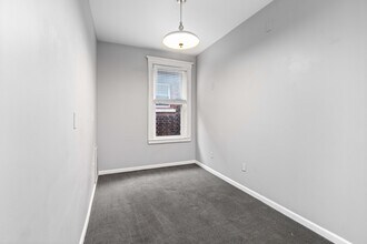 310 Hendrie St in Detroit, MI - Building Photo - Building Photo