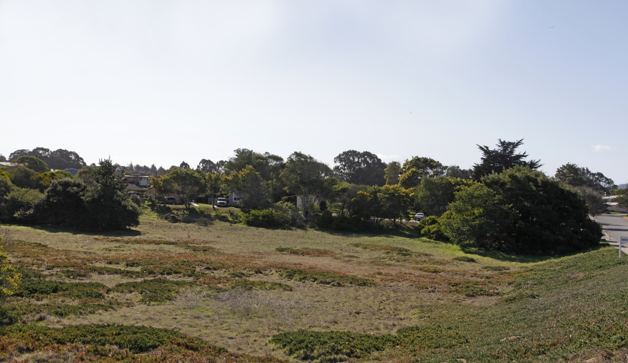 Bay View Community in Seaside, CA - Building Photo