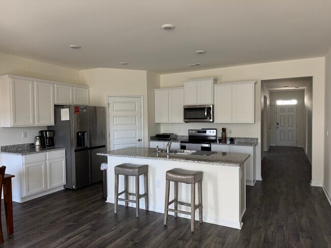 163 Champlain Rd in Hoschton, GA - Building Photo - Building Photo