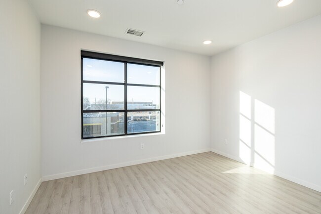 Trestle Lofts in Bismarck, ND - Building Photo - Interior Photo