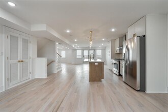 6719 Meadowview Ave in North Bergen, NJ - Building Photo - Building Photo