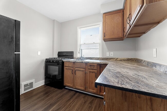 1847 8th St in Wyandotte, MI - Building Photo - Building Photo