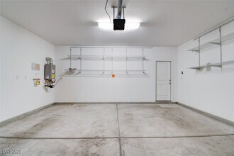 8356 Carmentis Ave in Las Vegas, NV - Building Photo - Building Photo