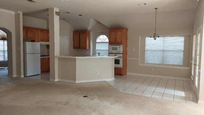 7805 Brook Meadow ln in Fort Worth, TX - Building Photo - Building Photo