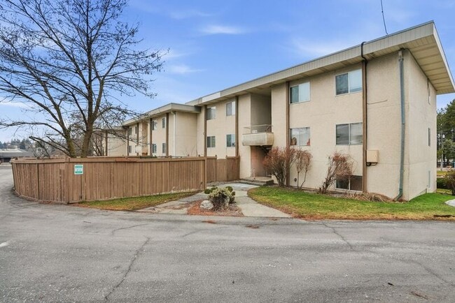 3106 E 27th Ave in Spokane, WA - Building Photo - Building Photo
