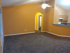 14059 Sullivan St in Spring Hill, FL - Building Photo - Building Photo