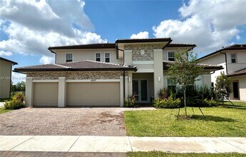 12220 SW 44th St in Davie, FL - Building Photo - Building Photo