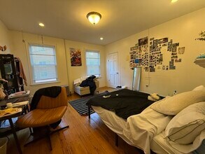 21-21A Highland St in Boston, MA - Building Photo - Building Photo