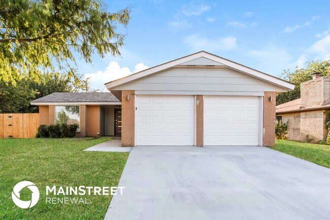 property at 8917 S Hillcrest Dr