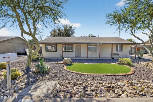 property at 4343 E Charleston Ave