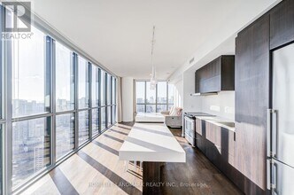 101-3101 Charles St E in Toronto, ON - Building Photo - Building Photo