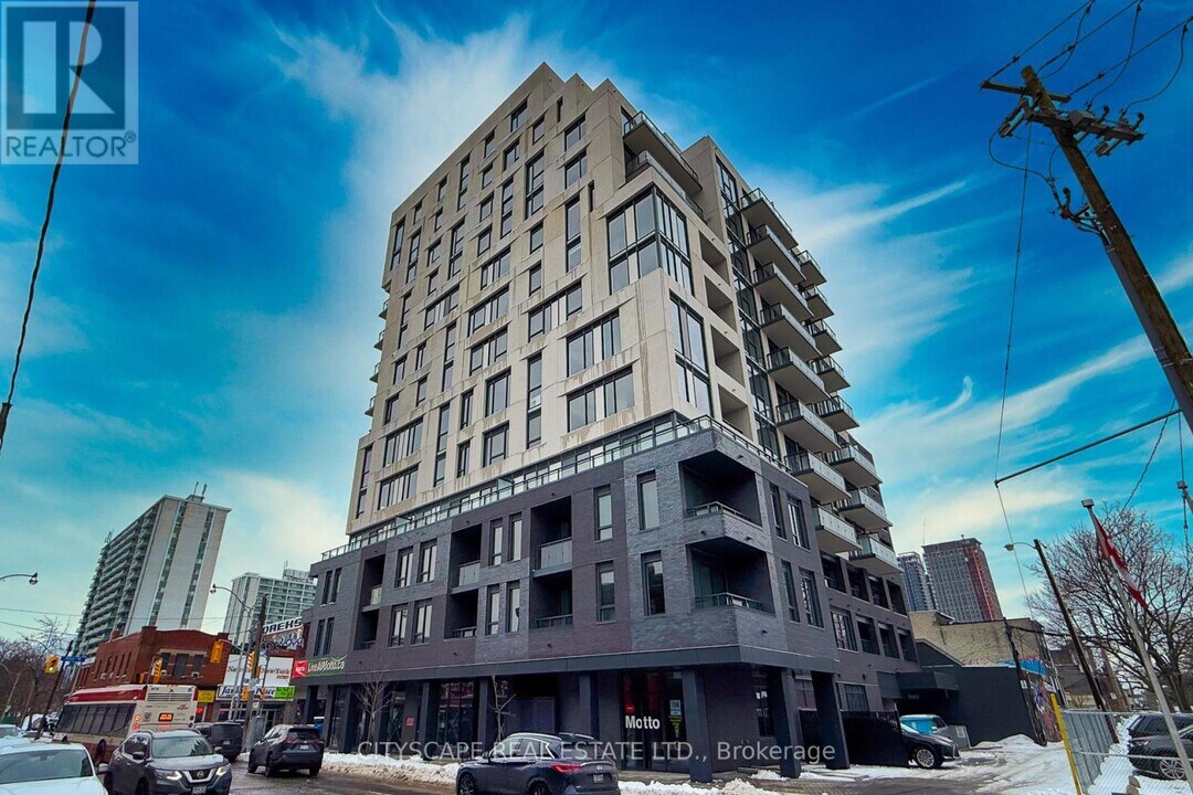758 Dovercourt Rd in Toronto, ON - Building Photo