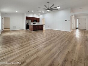 522 Olivia St in Palm Bay, FL - Building Photo - Building Photo