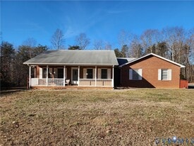 173 Waldrop Church Rd in Louisa, VA - Building Photo