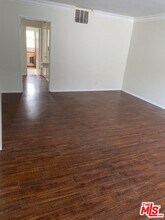 1020 S Wooster St in Los Angeles, CA - Building Photo - Building Photo