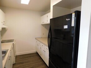 761 Hummingbird Way-Unit -104 in North Palm Beach, FL - Building Photo - Building Photo