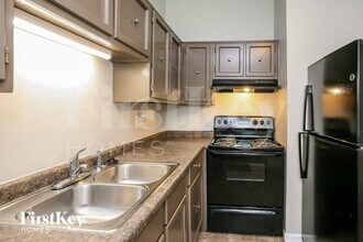 3050 Acoma Dr in Indianapolis, IN - Building Photo - Building Photo