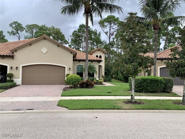 9475 Isla Bella Cir