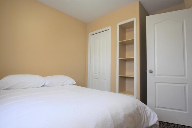 9004-9095 95 Ave in Grande Prairie, AB - Building Photo - Building Photo