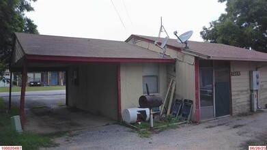 51 Cherokee St in Healdton, OK - Building Photo - Building Photo