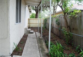 641 Mehlenbacher Rd in Belleair Bluffs, FL - Building Photo - Building Photo