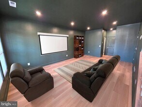 4254 Frost St in Marshall, VA - Building Photo - Building Photo