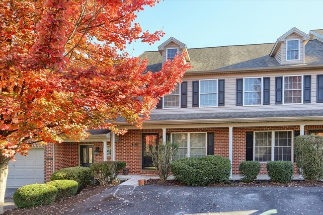 523 Northstar Dr in Harrisburg, PA - Building Photo - Building Photo