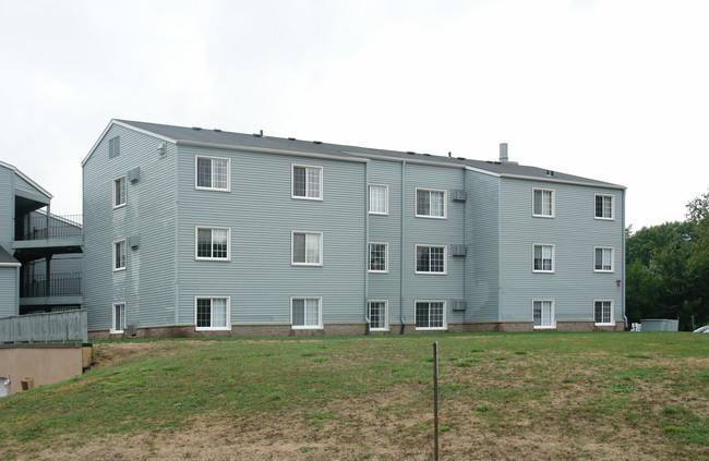 Park Acres Apartments & Townhomes in Minneapolis, MN - Building Photo - Building Photo