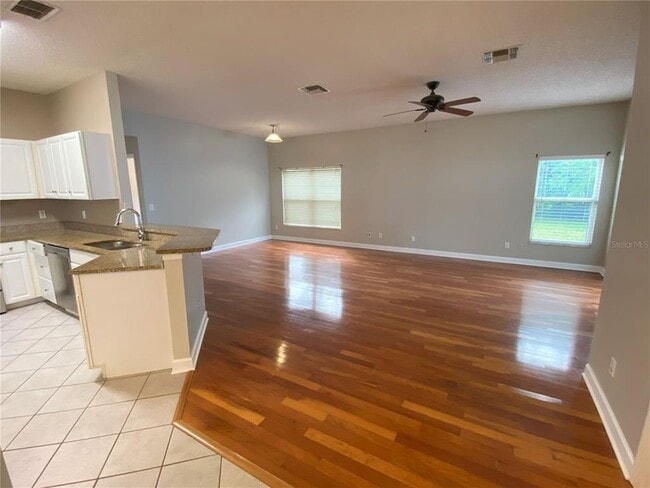 2942 Oak Hammock Ct in Oviedo, FL - Foto de edificio - Building Photo
