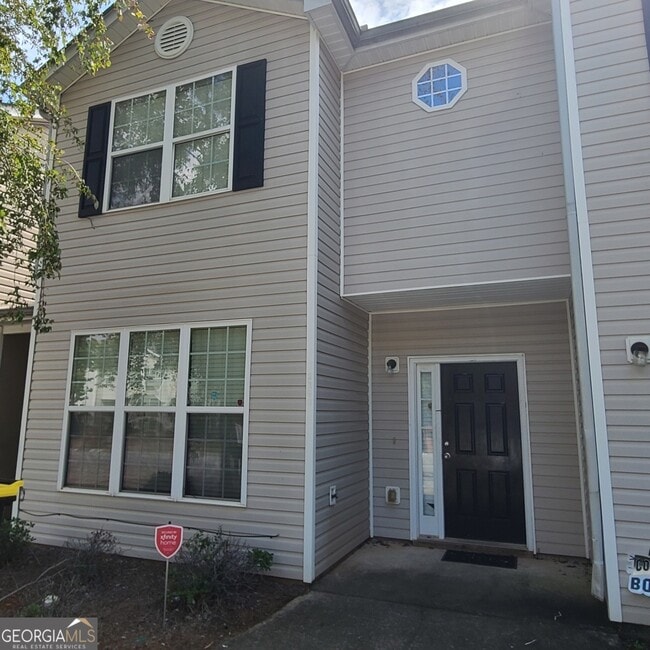 2290 Nicole Dr