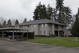 Twin Oaks in Beaverton, OR - Building Photo - Building Photo