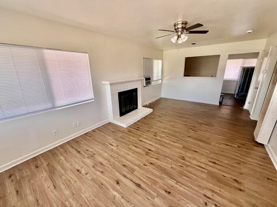2840-2846 N First St in Fresno, CA - Building Photo
