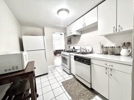 345 Commonwealth Ave, Unit 1A Apartamentos