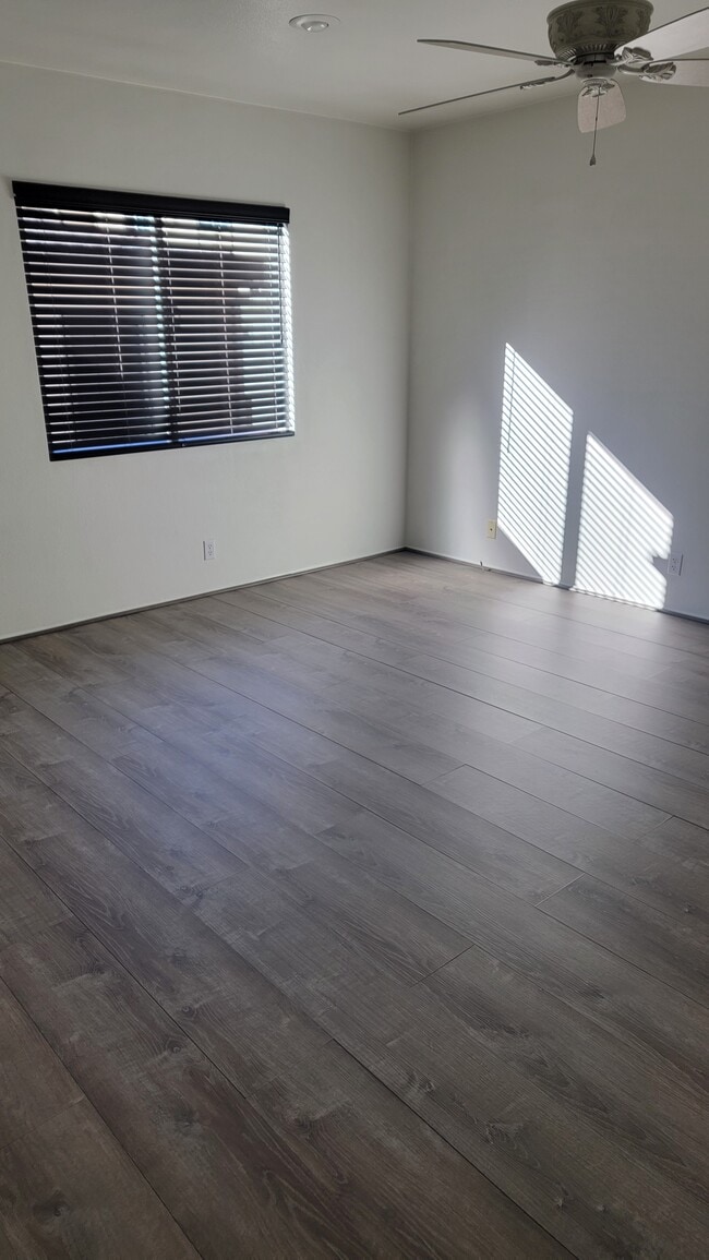 2204 Aviation Way, Unit North Redondo  Rear House in Redondo Beach, CA - Building Photo - Building Photo