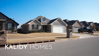 12200 Ava Grace Ln in Yukon, OK - Building Photo - Building Photo