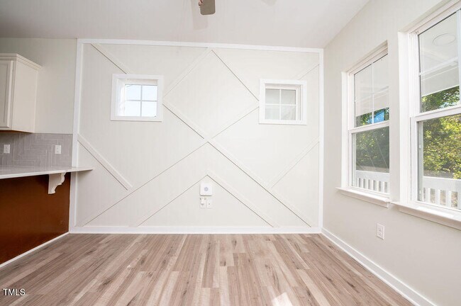 831 Ridgeway Ave in Durham, NC - Building Photo - Building Photo