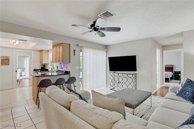property at 4556 Lakewood Blvd