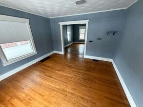 38 Curtiss Ave in Sodus, NY - Foto de edificio - Building Photo