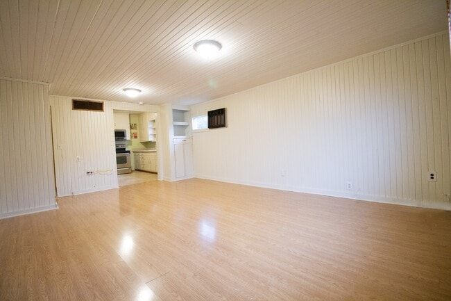 1510 E Moore Ave in Searcy, AR - Foto de edificio - Building Photo