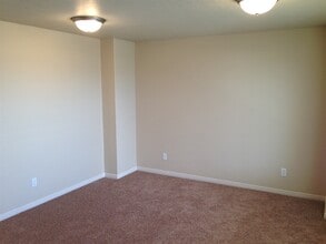 841 Wilstead Dr in North Salt Lake, UT - Building Photo - Building Photo