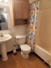 3474 N Brocton Ave in Wasilla, AK - Foto de edificio - Building Photo