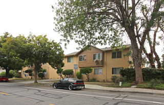 1121-1123 Borregas Ave Apartments