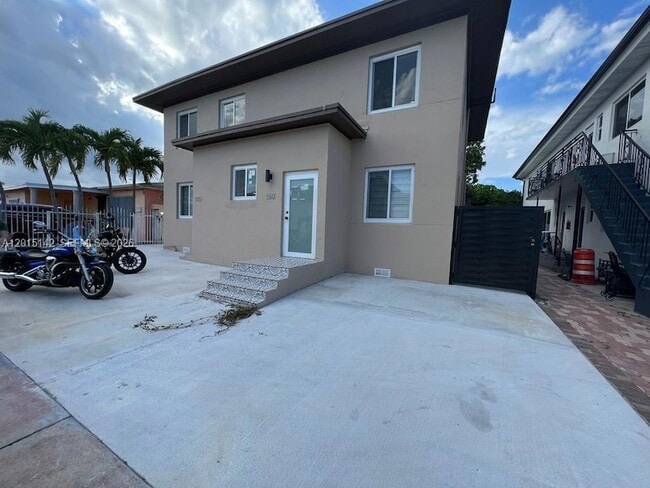 property at 943 79th Terrace