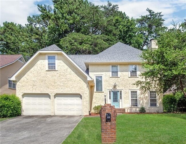 property at 919 Bridgegate Dr NE