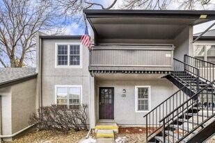 2301 E Fremont Ave in Centennial, CO - Building Photo