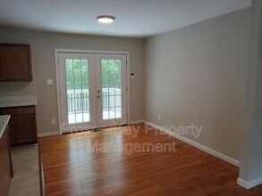 1211 Timberlane Dr in Macon, GA - Building Photo - Building Photo