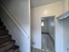 425 Ohio Ave, Unit 4 in Glassport, PA - Building Photo - Building Photo