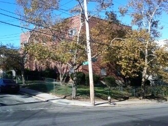 171 Market St in Staten Island, NY - Foto de edificio