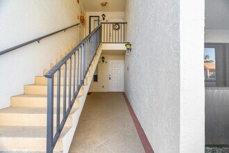 2025 SW Silver Pine Way in Palm City, FL - Foto de edificio - Building Photo